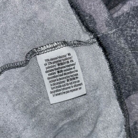 PINK by Victoria's Secret Women's Camo Print Pullover Hoodie Size M - Picture 9 of 9